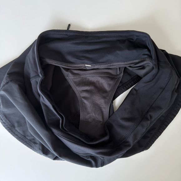 Lululemon Groovy Run Shorts Womens 6 Black 4.5'' Running Zip Pocket Athletic - Picture 6 of 8